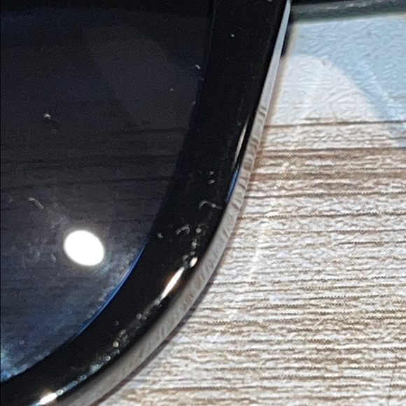 Gucci GG0057SK Classic Black Sunglasses good condition main image 8